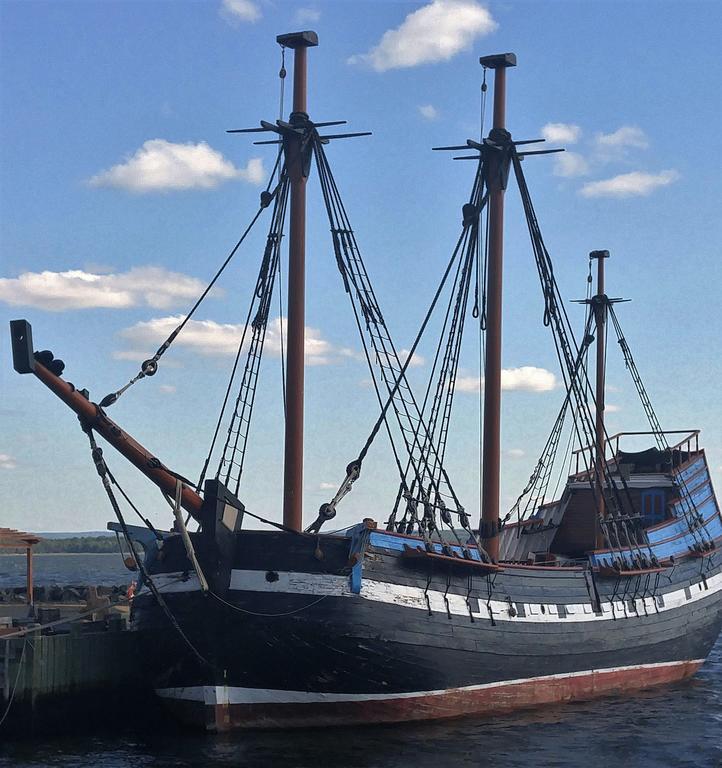 The Scotsman Inn Pictou Exterior photo